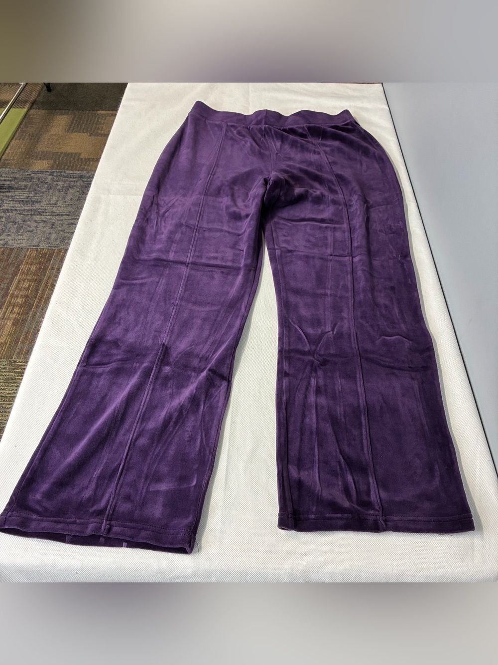 Vintage Y2K Hanes Velour Lounge Pants Women’s Large Purple Wide Leg Flaw